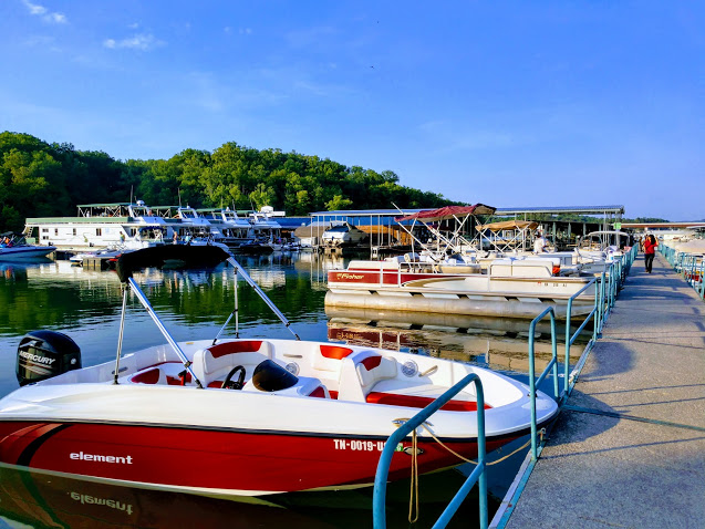 Beach Island marina and walkway to Boathouse at 33.