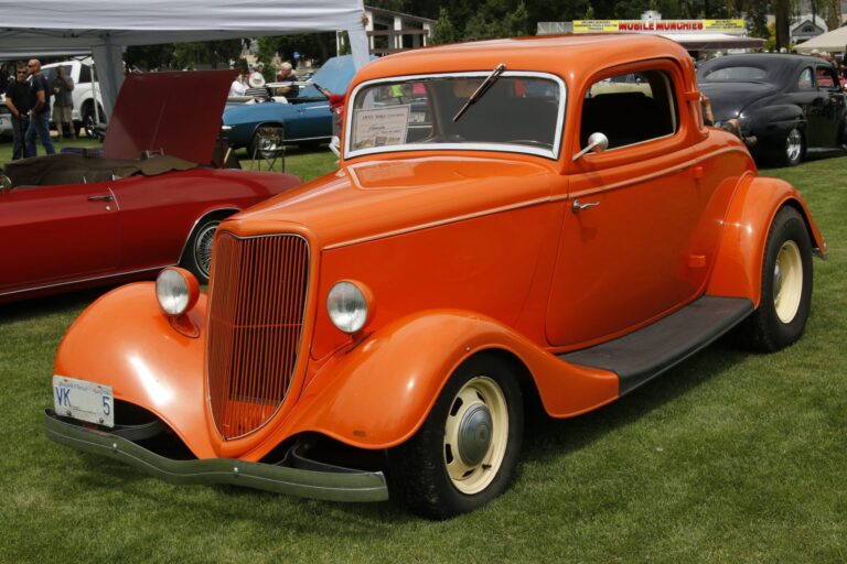East Tennessee Road Culture: Moonshine, Muscle Cars & Mountain Adventures