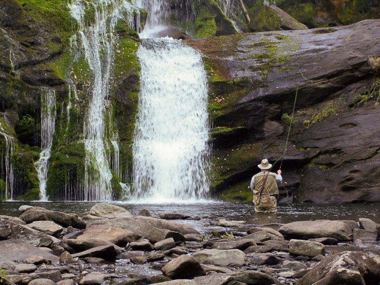 Top Tips for a Solo Outdoor Holiday in the US: Nine Lakes Region
